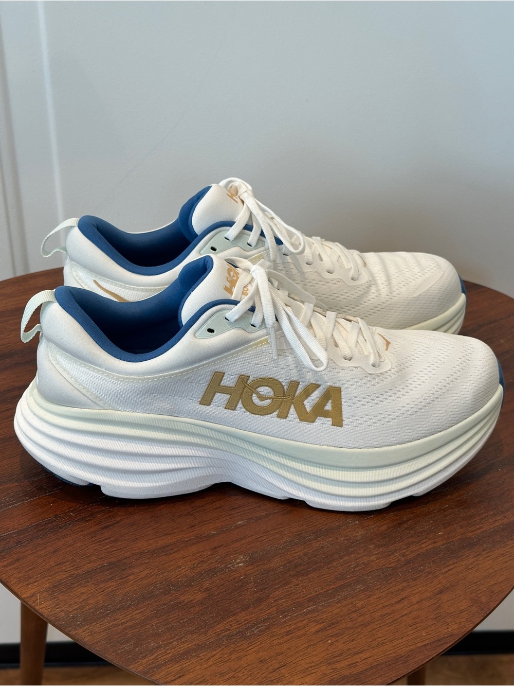 Hoka Bondi 8 Men's Size 11.5 D Frost/Gold Running Shoes NEW No Box